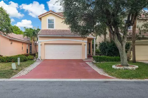 8612 Binghamton Ave, Boynton Beach, FL 33436