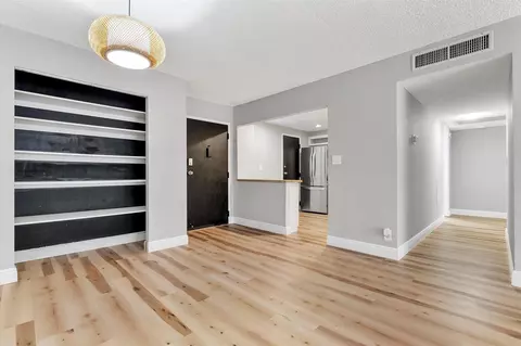 6500 Cypress Rd #211, Plantation, FL 33317