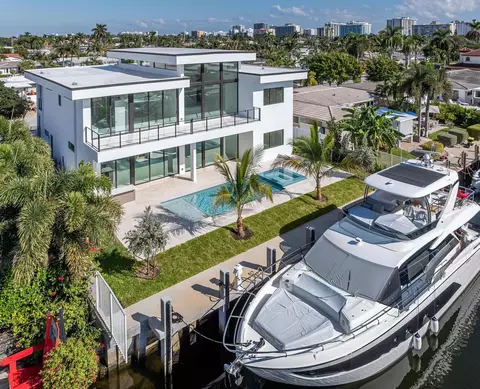 2612 NE 4th St, Pompano Beach, FL 33062