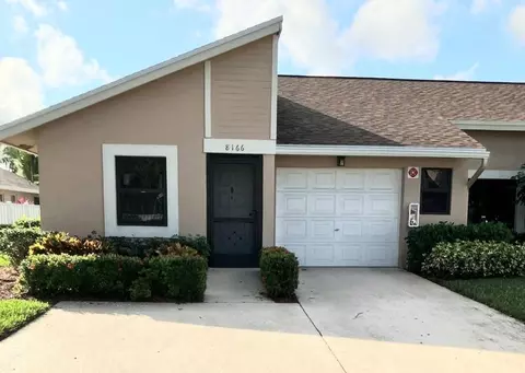 8166 Springtree #A, Boca Raton, FL 33496