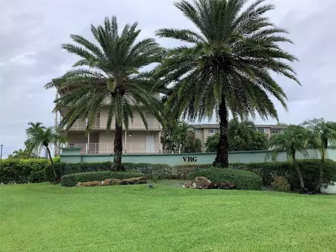 2300 NE 1st Ln #107, Boynton Beach, FL 33435