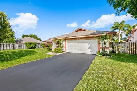 5461 NW 57th, Tamarac, FL 33319