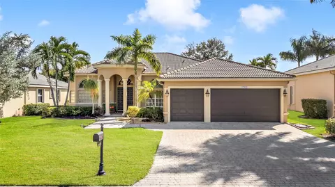 12040 NW 49th Dr, Coral Springs, FL 33076