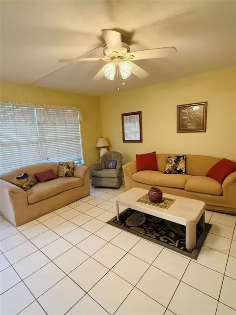 3081 NW 47th #206, Lauderdale Lakes, FL 33313