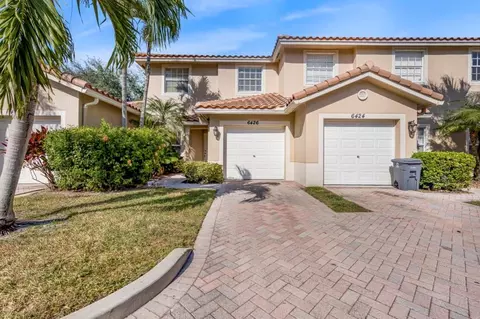 6426 Park Lk #6426, Boynton Beach, FL 33437