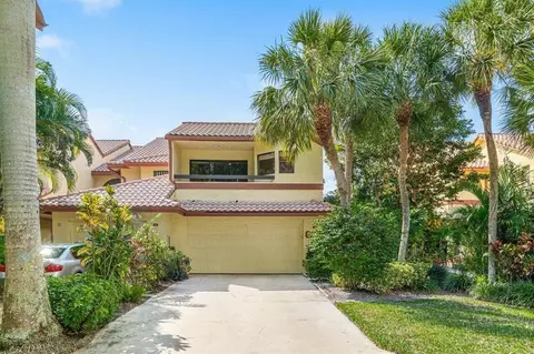 5425 10th Fairway Dr #3, Delray Beach, FL 33484