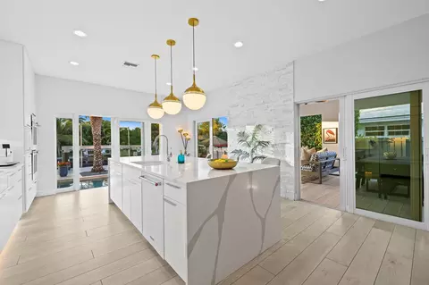 1731 NE 23rd Ave, Fort Lauderdale, FL 33305