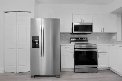 2200 S Cypress Bnd #402, Pompano Beach, FL 33069