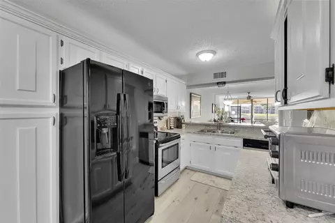 6008 Coral Lk #108, Margate, FL 33063