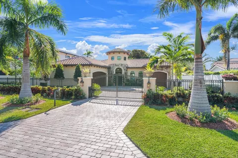2500 NE 14th St, Fort Lauderdale, FL 33304