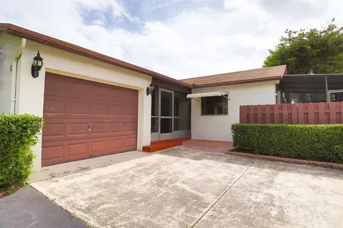 5086 Mirror Lks, Boynton Beach, FL 33472