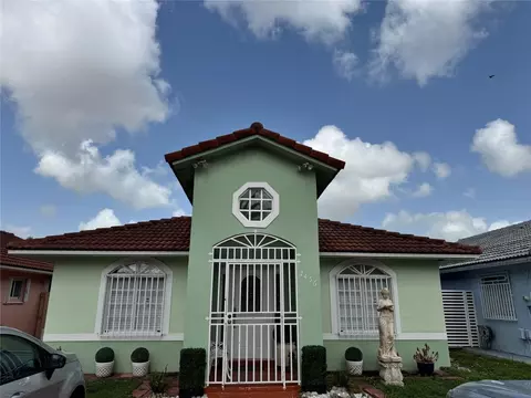 7456 W 34th Ct, Hialeah, FL 33018