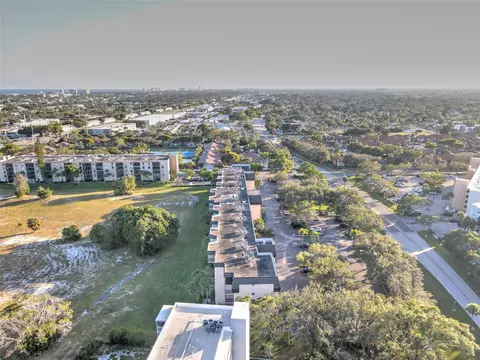 5340 NW 2nd Ave #PH-26, Boca Raton, FL 33487