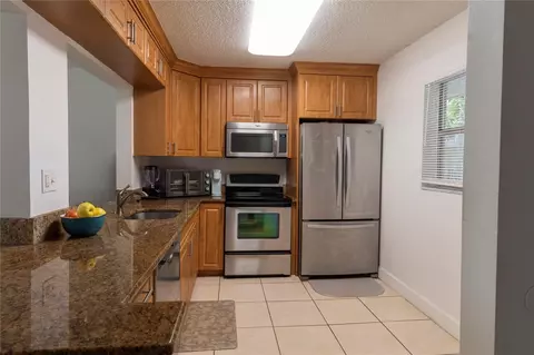 1810 N Lauderdale #2102, North Lauderdale, FL 33068