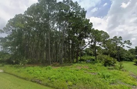 12203 Chamberlain Blvd, Port Charlotte, FL 33953