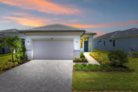 419 SE Via Sangro, Port Saint Lucie, FL 34952
