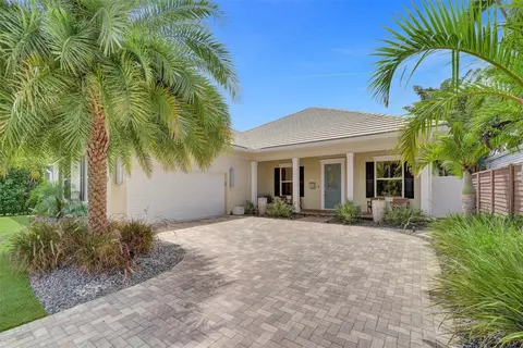 517 NE 11th Ave, Fort Lauderdale, FL 33301