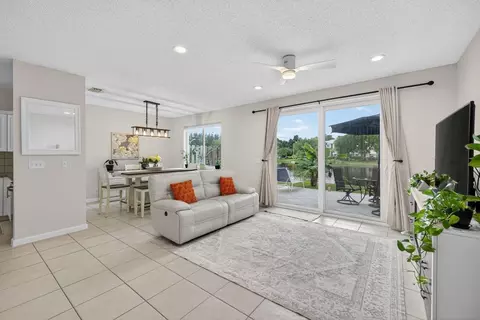 5046 Stagecoach #5046, Coconut Creek, FL 33073