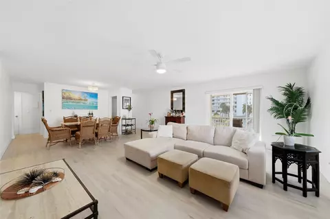1450 N Riverside Dr #201, Pompano Beach, FL 33062