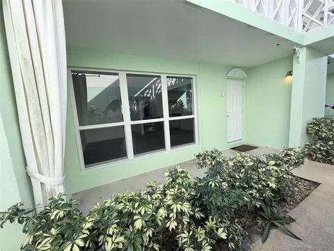 2124 NE 5th #105, Wilton Manors, FL 33305