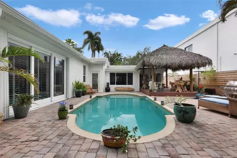 720 NE 17th Te, Fort Lauderdale, FL 33304