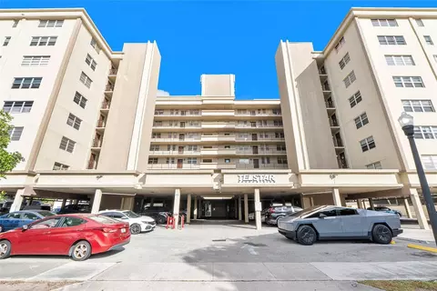 1811 Jefferson St #708, Hollywood, FL 33020