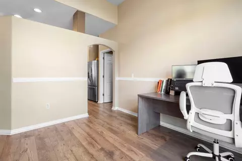 Entry Way - 6480 Fall St, Saint Cloud, FL 34771 photo 4 of 4