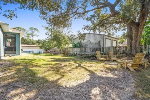 Exterior - 6480 Fall St, Saint Cloud, FL 34771 photo 6 of 10