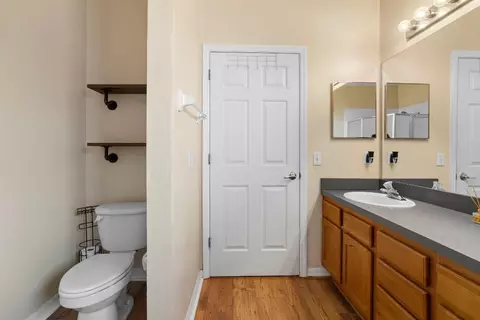 Bath - 6480 Fall St, Saint Cloud, FL 34771 photo 1 of 3