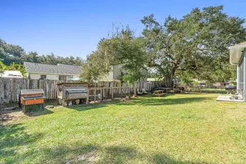 Exterior - 6480 Fall St, Saint Cloud, FL 34771 photo 4 of 10
