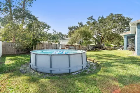 Exterior - 6480 Fall St, Saint Cloud, FL 34771 photo 5 of 10