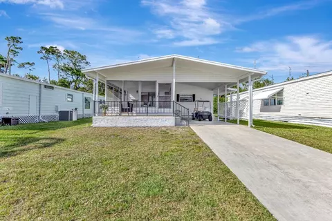 31 La Puerta Del Norte, Fort Pierce, FL 34951