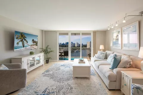 1 Las Olas #1205, Fort Lauderdale, FL 33316