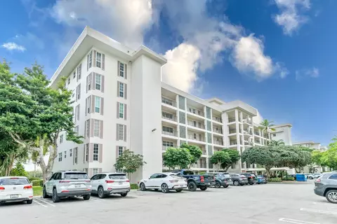 2950 N Palm Aire Dr #401, Pompano Beach, FL 33069