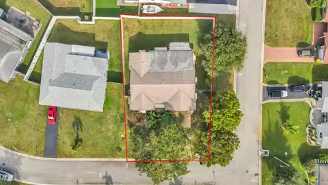 8008 NW 102, Tamarac, FL 33321