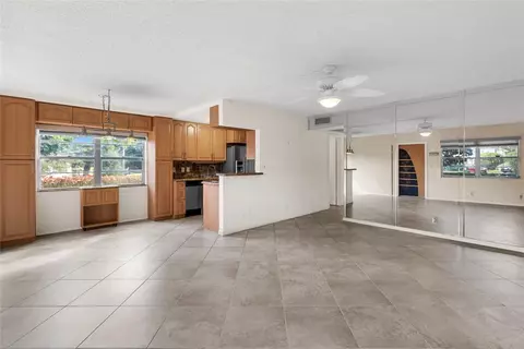 1081 Westbury H #1081, Deerfield Beach, FL 33442