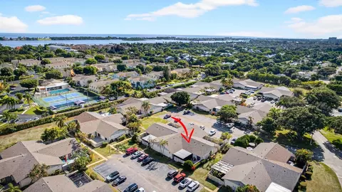 8130 Ambach, Hypoluxo, FL 33462