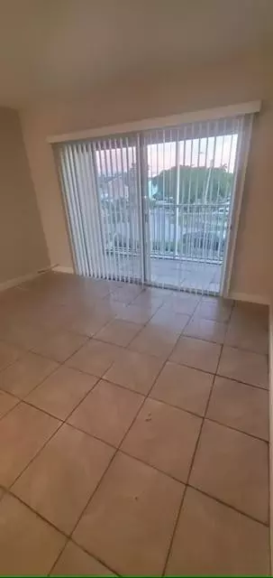 1501 Crescent #E-46, Lake Park, FL 33403
