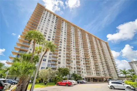 Undisclosed, Sunny Isles Beach, FL 33160