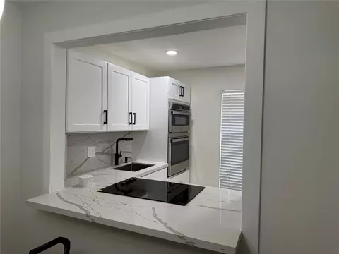 6051 NW 61st Ave #205, Tamarac, FL 33319