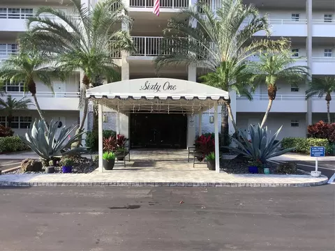 575 Oaks Ln #608, Pompano Beach, FL 33069