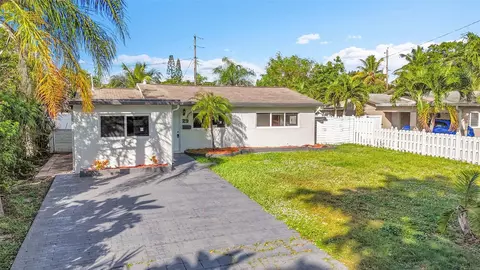 29 SE 8th, Dania Beach, FL 33004