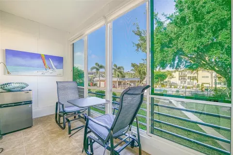 4421 NW 16th #206-G, Lauderhill, FL 33313