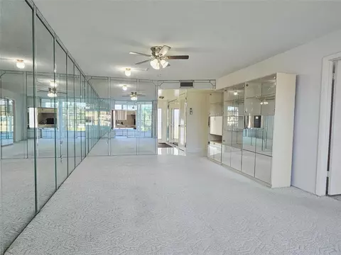 3051 Sunrise Lakes Dr #203, Fort Lauderdale, FL 33322
