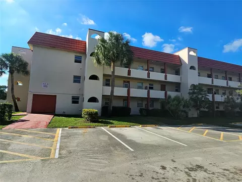 3051 Sunrise Lakes Dr #203, Fort Lauderdale, FL 33322