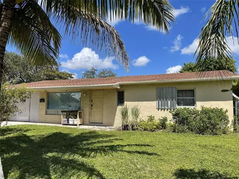 671 NW 38th St, Pompano Beach, FL 33064