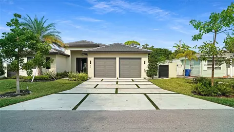 317 NE 21 St, Wilton Manors, FL 33305