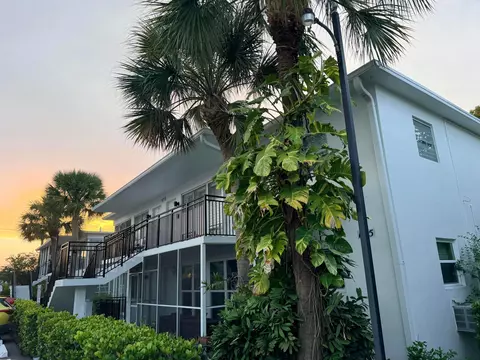 1015 SE 15th St #6D, Fort Lauderdale, FL 33316