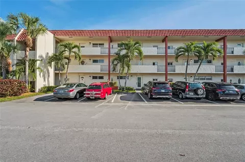 8970 S Hollybrook #308, Pembroke Pines, FL 33025