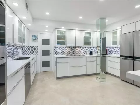 2850 N Palm Aire Dr #601, Pompano Beach, FL 33069